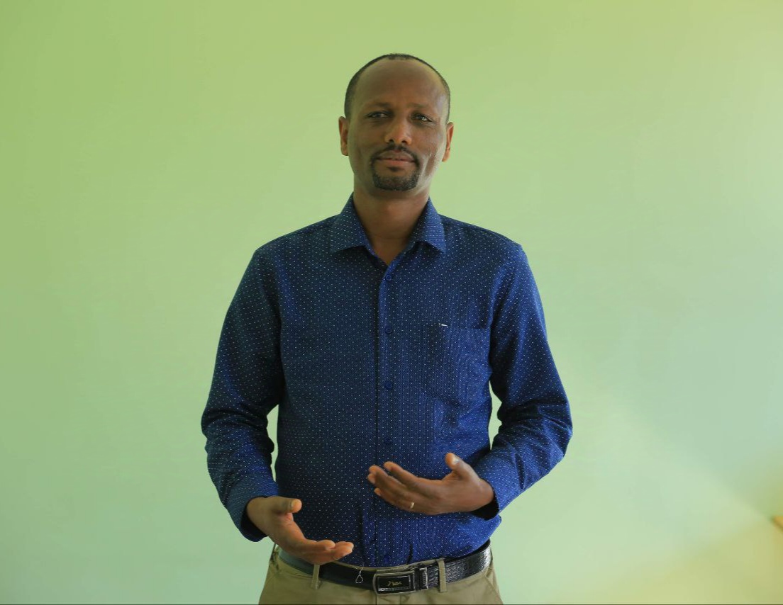 አቶ አበራ ኢዶሳ